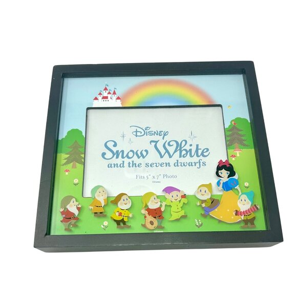 Disney Snow White & The Seven Dwarfs Photo Frame Rainbow Scene & Black Frame - Picture 4 of 8